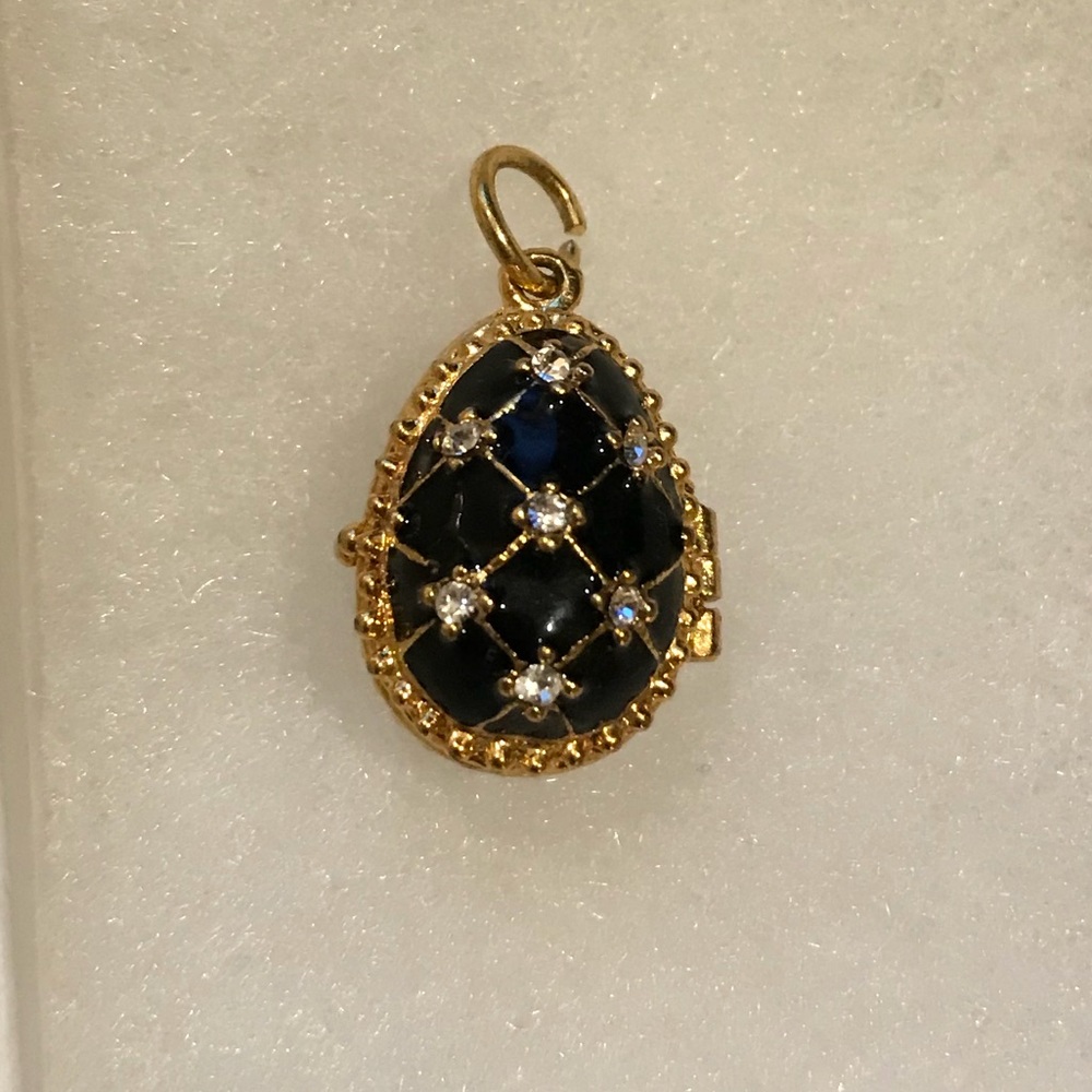 Russian egg w/ pendant, NEW